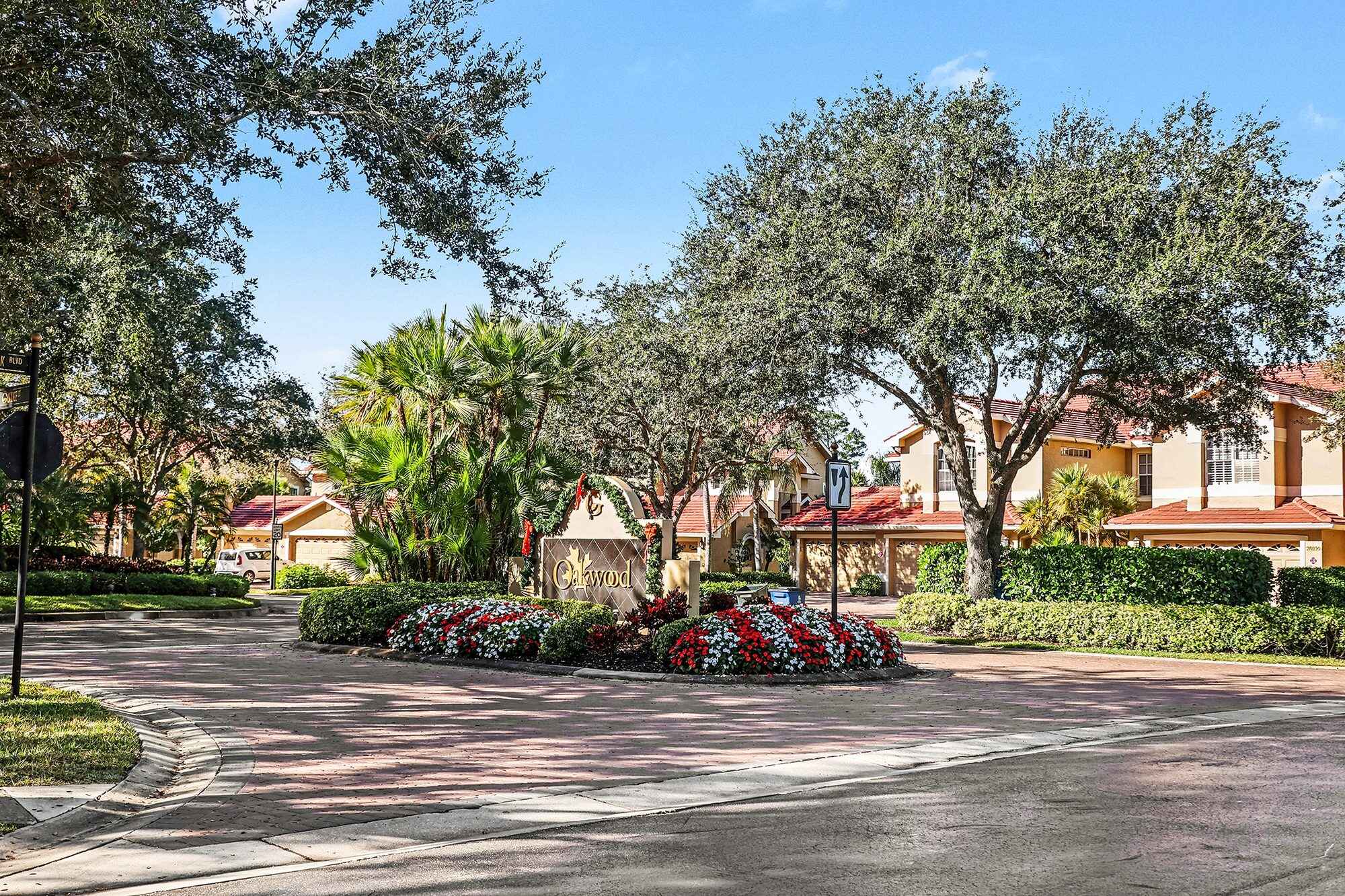 Grandezza, Estero, Florida