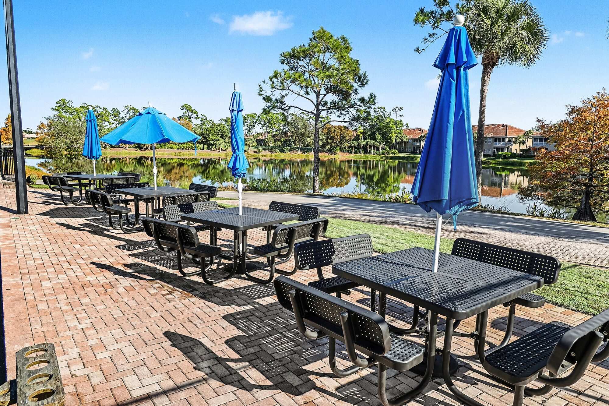 Grandezza, Estero, Florida