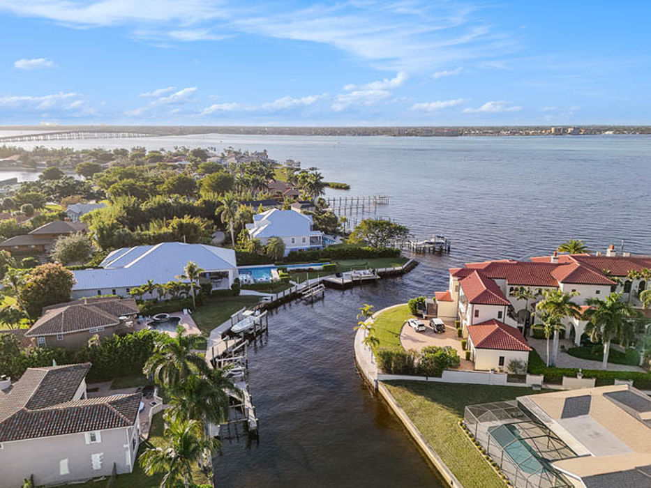 Trevi, Fort Myers, Florida, aerial